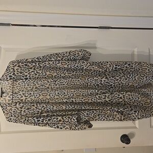 🔥Wendy Williams Leopard Print Semi Sheer Kimono Cardigan